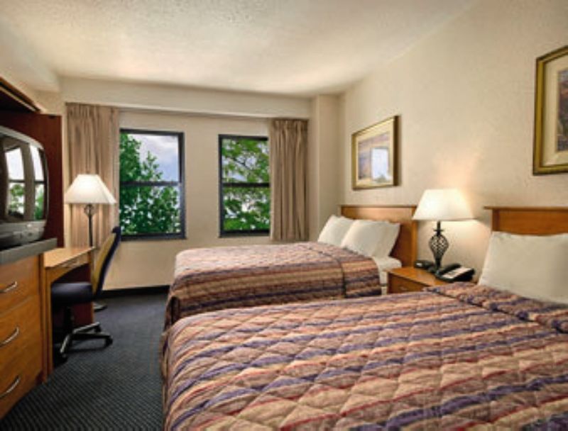 Days By Wyndham Dc/connecticut Avenue 2*