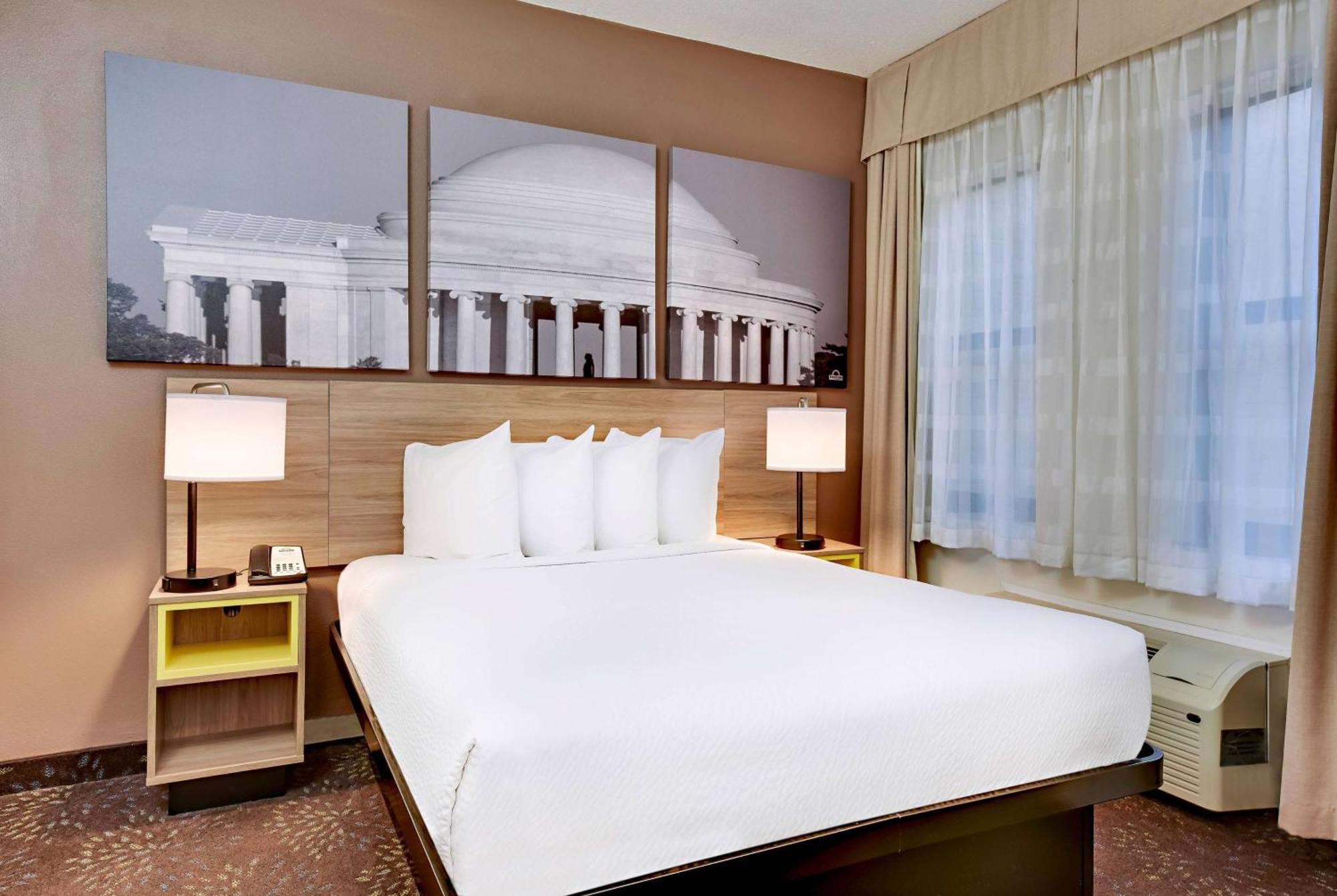Hotel Days By Wyndham Dc/connecticut Avenue 2*
